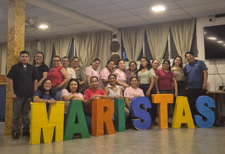 EVANGELIZAR, ¿ES PRIORIDAD EN NUESTRAS OBRAS MARISTAS?